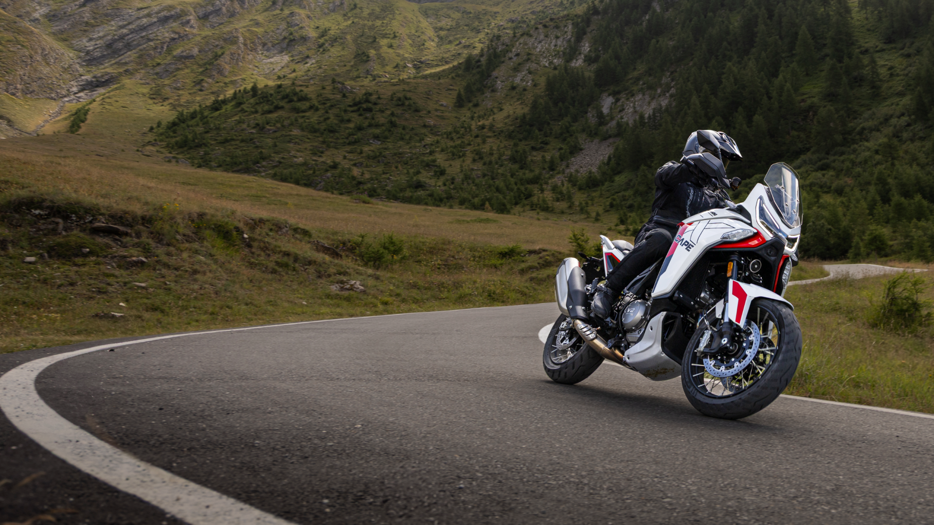 Background_X-Cape-1200