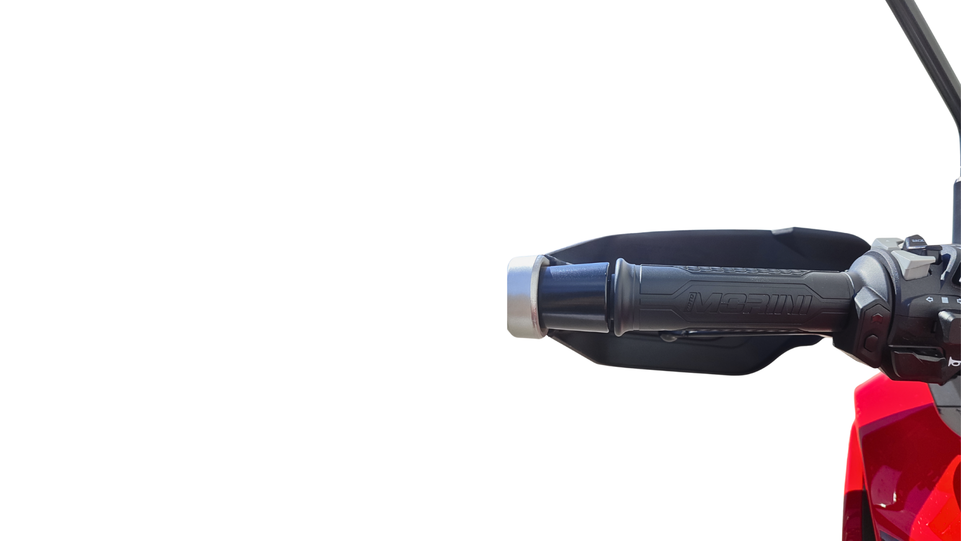 X-Cape-700-heated-grips-Cover-desktop