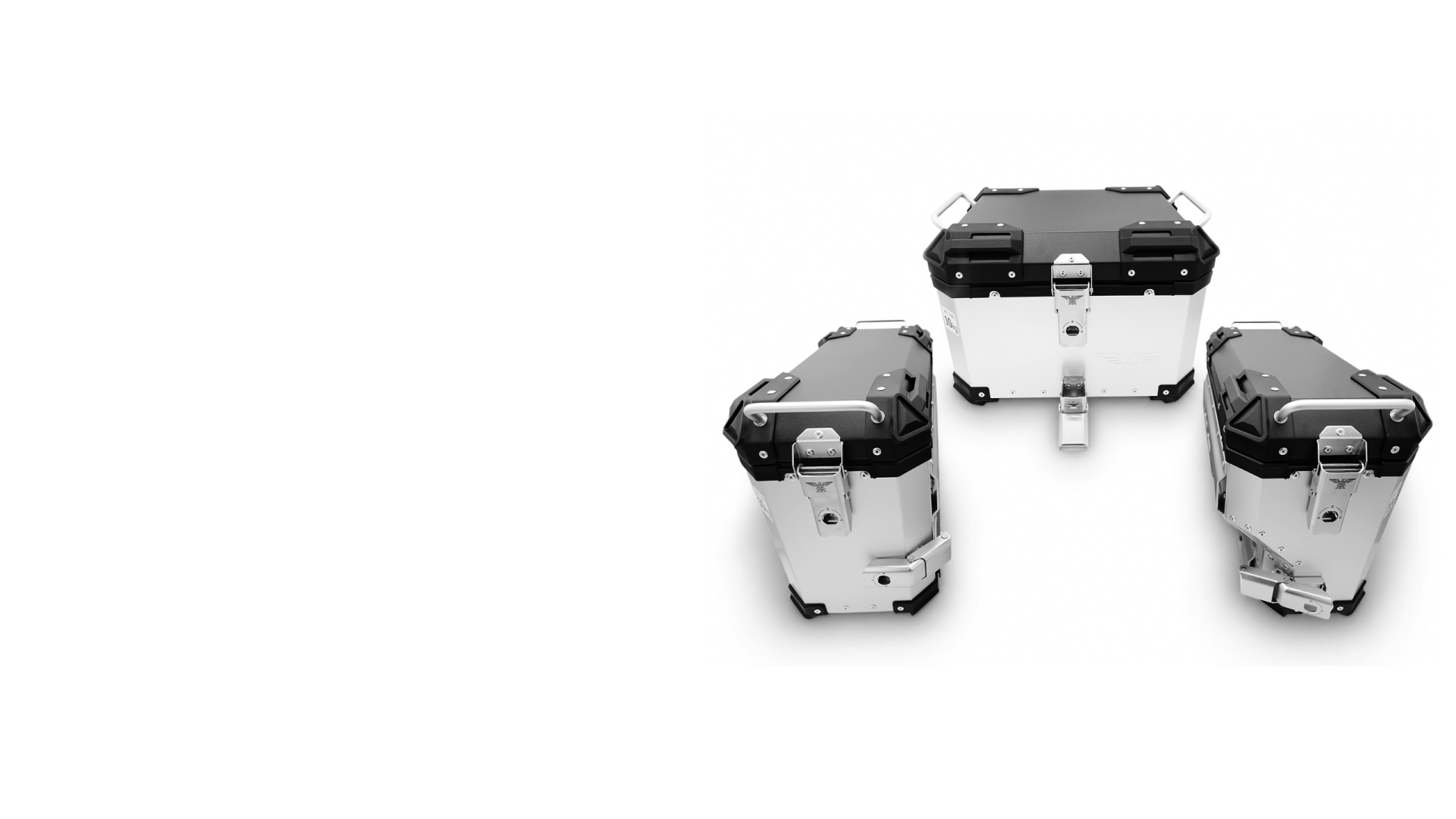 X-Cape-700-kit-of-Panniers-Cover-desktop