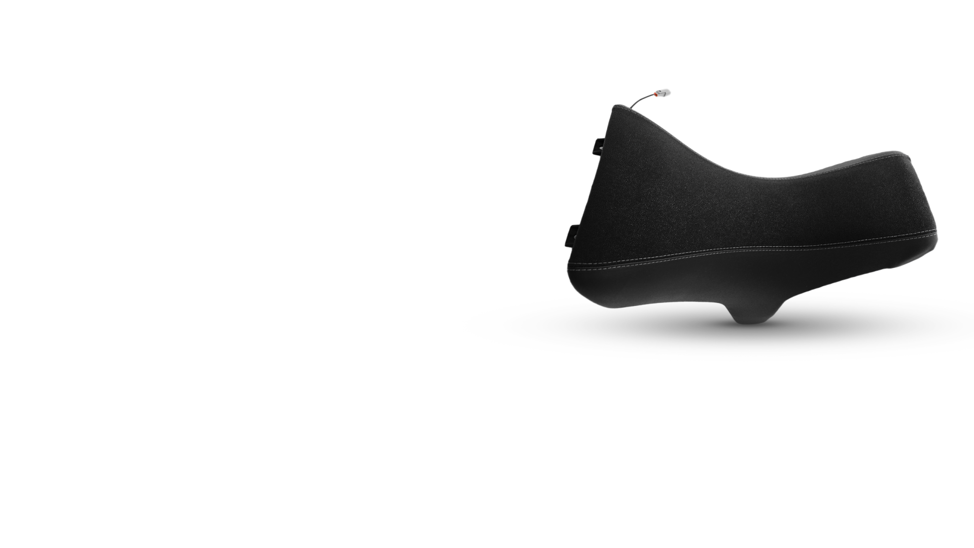 X-Cape-700-high-heated-seat-Cover-desktop